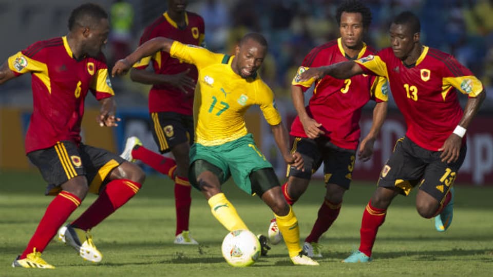Südafrika konnte sich im zweiten Gruppenspiel gegen Angola mit 2:0 durchsetzen.