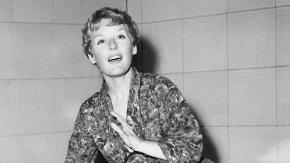 Die britische Schauspielerin und Schlagersängerin Petula Clark 1958.