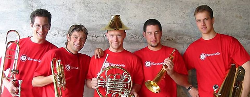 «Philharmonic Brass Zürich - Generell 5» eröffnen am 7. September 2012 das 19. Schweizerische Blaskapellen-Treffen mit einem Freikonzert.