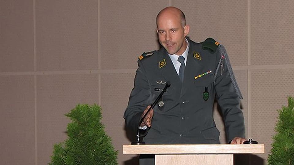 Major Philipp Wagner am 24. Oktober 2012 bei seiner Rede anlässlich der Kommandoübergabe im Kleemuseum Bern.