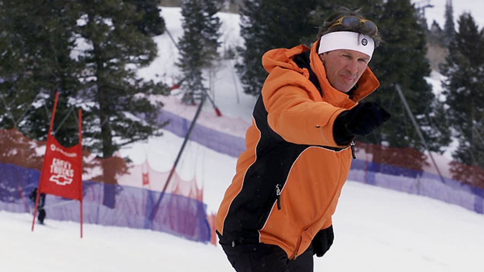 Bernhard Russi lange nach seiner Karriere als Spitzensportler: Im Februar 2001 zeigt er in Snowbasin im amerikanischen Bundesstaat Utah die Piste der Olympia-Herrenabfahrt von Salt Lake City 2002. Die Piste wurde kurz vorher mit dem ersten Training zu den Weltcup Skiabfahrten eingeweiht.