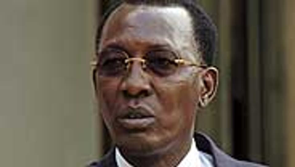 Rebellen versuchen, Tschads Präsidenten Idriss Deby zu stürzen.