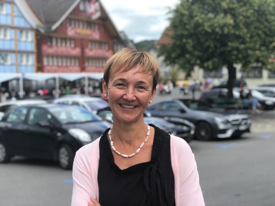 Monika Rüegg Bless schafft die Wiederwahl in die Regierung