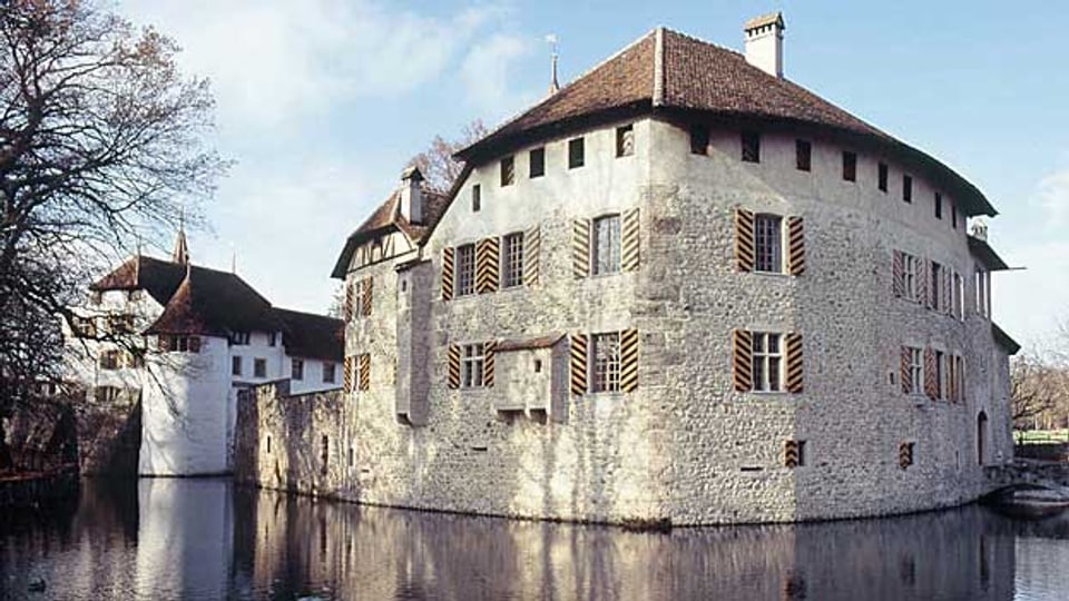 Das Schloss Hallwyl am Hallwilersee ist Teil des Museums Aargau. Auch hier zDas Schloss Hallwyl am Hallwilersee ist Teil des Museums Aargau. Ein Publikumsmagnet, wie alle grossen Schlösser des Museum Aargau.