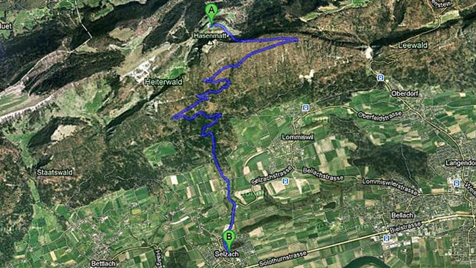 Die Kinder der Familie Räuftlin müssen jeden Tag 13 Kilometer nach Selzach runter in die Schule fahren.
