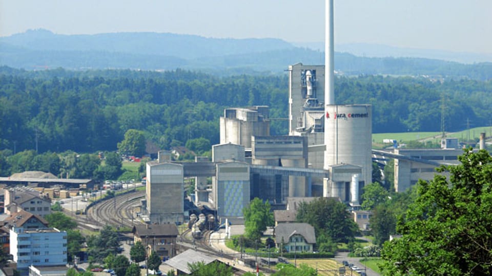 Die Jura Cement in Wildegg hat heute zusammen mit dem Kanton Aargau über mögliche neue Abbaugebiete informiert.