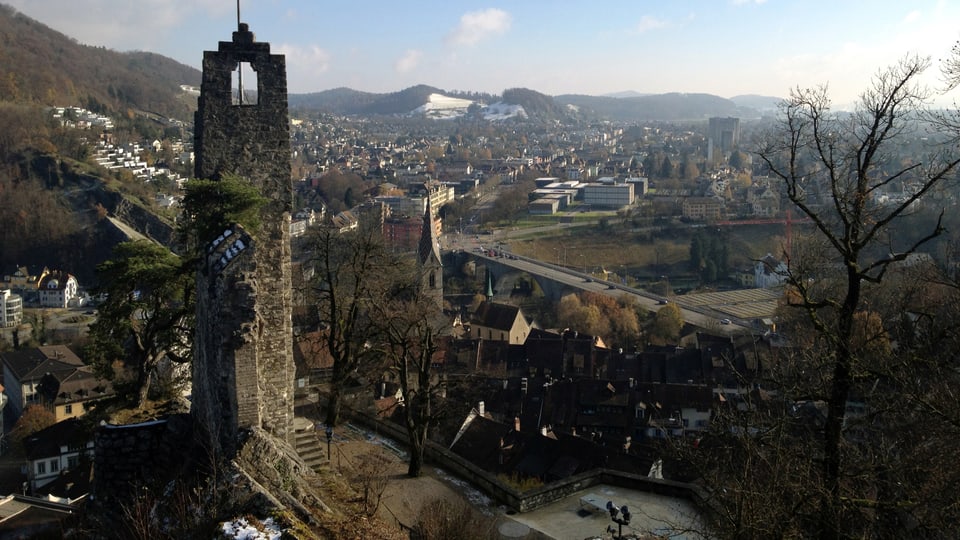 Blick von der Ruine Stein auf die Altstadt von Baden... Die Harmonie zwischen Politik und Bevölkerung ist getrübt.
