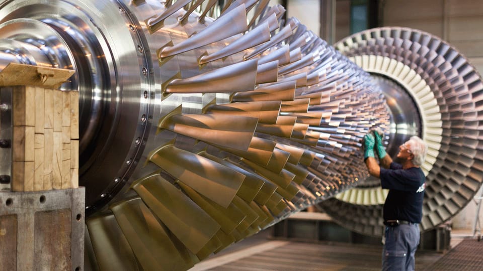  In der Produktionshalle der Alstom im aargauischen Birr werden Turbinen hergestellt für Kraftwerke.
