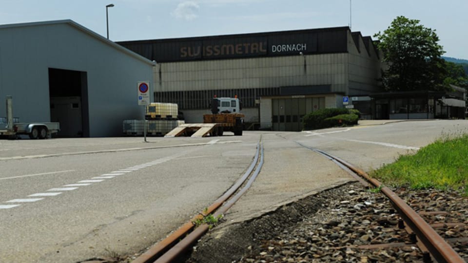 Gleis vor dem Swissmetal-Areal in Dornach