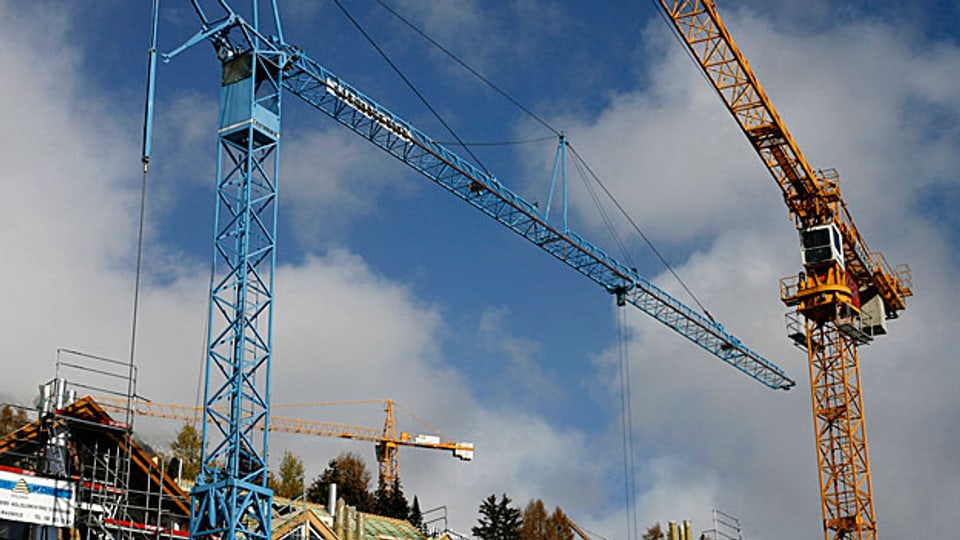 Der Bauboom im Kanton Aargau hält an, das Wachstum der Bauinvestitionen wird aber etwas kleiner.