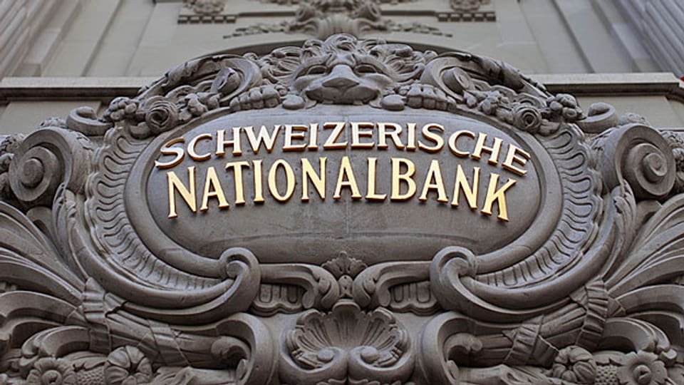Die Schweizerische Nationalbank schüttet Gewinn aus.  Das freut die Kantone, sie erhalten zusätzliches Geld.