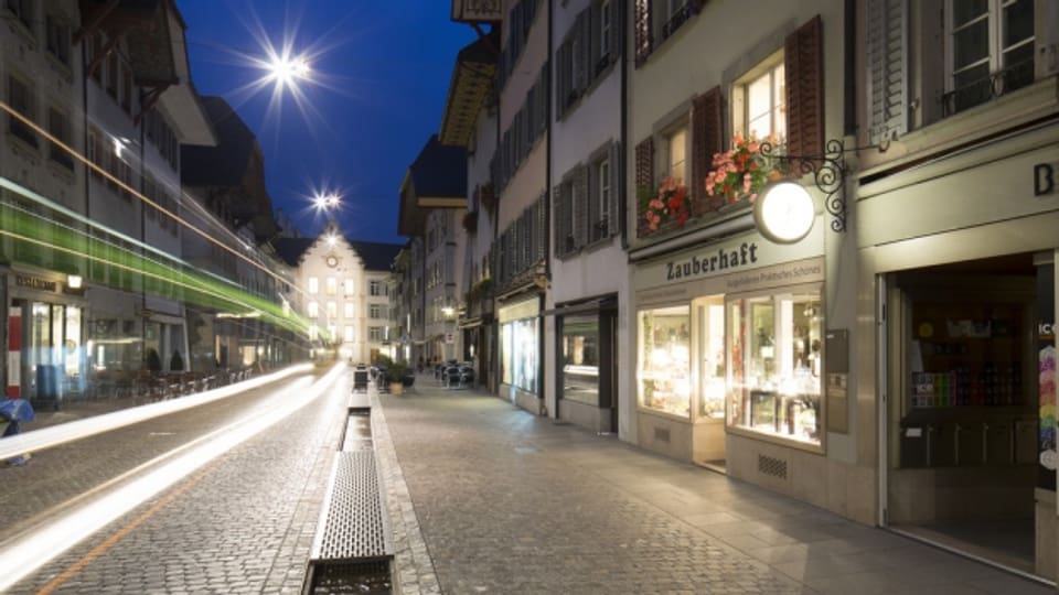 Der Aarauer Stadtbach in den Altstadtgassen hat Aarau auch zum Wakkerpreis verholfen. Nun führt ein Audioguide 8 km dem Bach entlang.