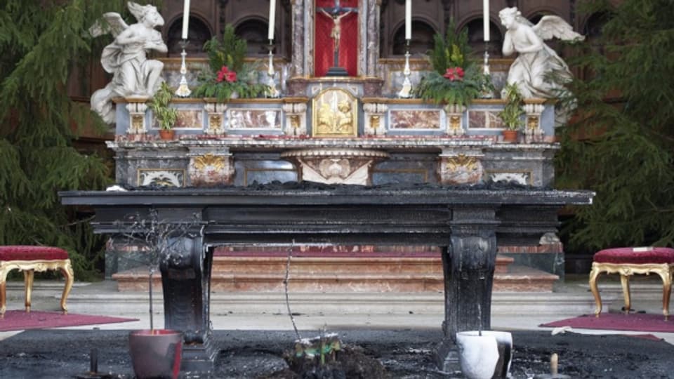 Im Januar 2011 wurde die St. Ursen-Kathedrale in Solothurn durch einen Brandanschlag verwüstet.