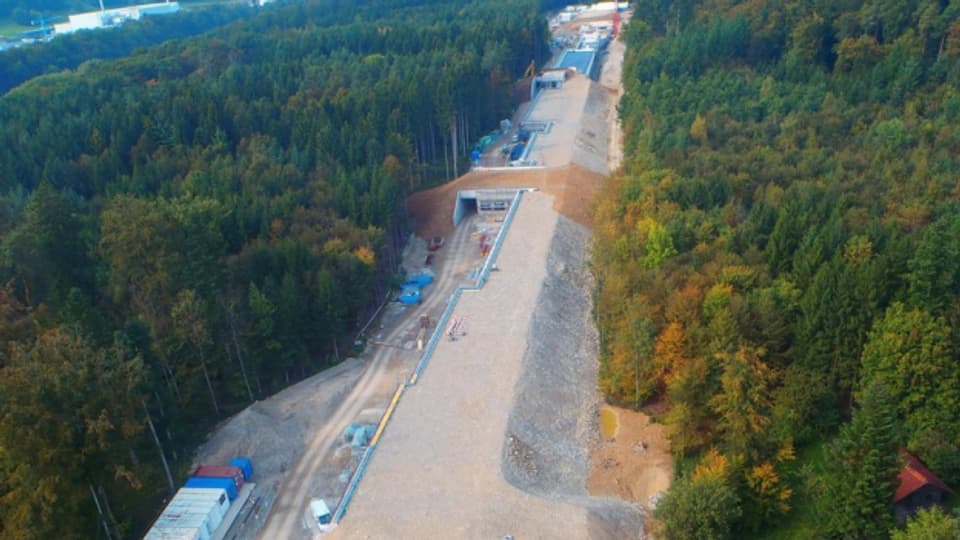Der SwissFEL ist 740 Meter lang und kostet total 275 Millionen Franken. Im Bild die Baustelle vor einem Jahr.