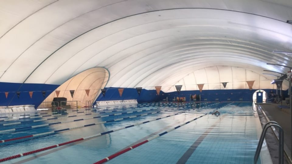 Sportzentrum Zuchwil: Auch im Winter im Freibad schwimmen