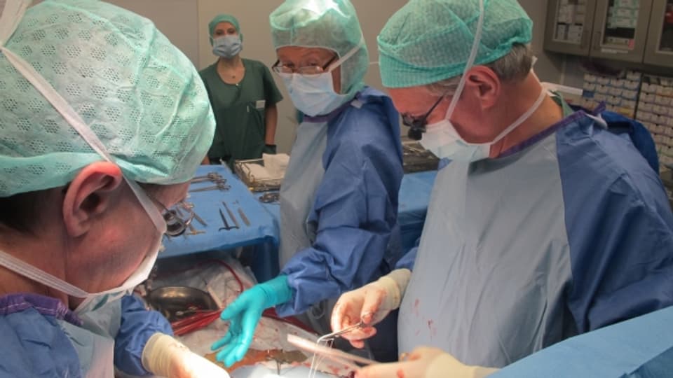 Blick in den Operationssaal der Hirslanden Klinik Aarau