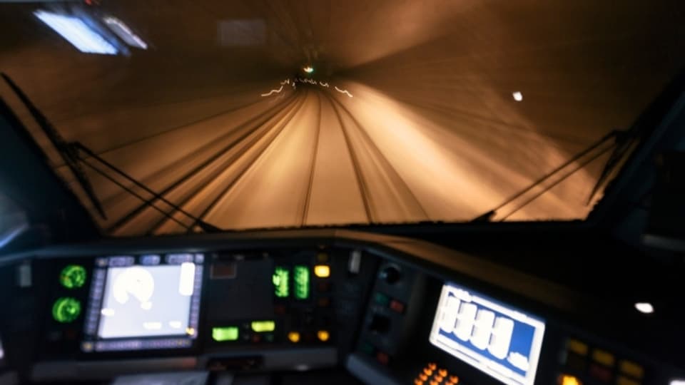 Ein Eisenbahntunnel für 7 Milliarden soll genauer geprüft werden.
