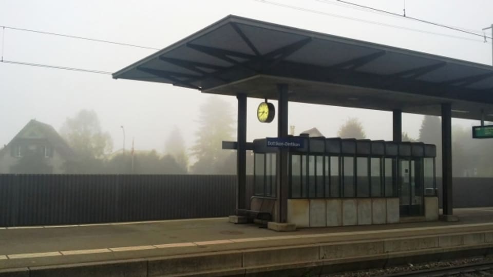 Wegen eines Problems im Bahnhof Dottikon-Dintikon ist der Bahnverkehr unterbrochen.