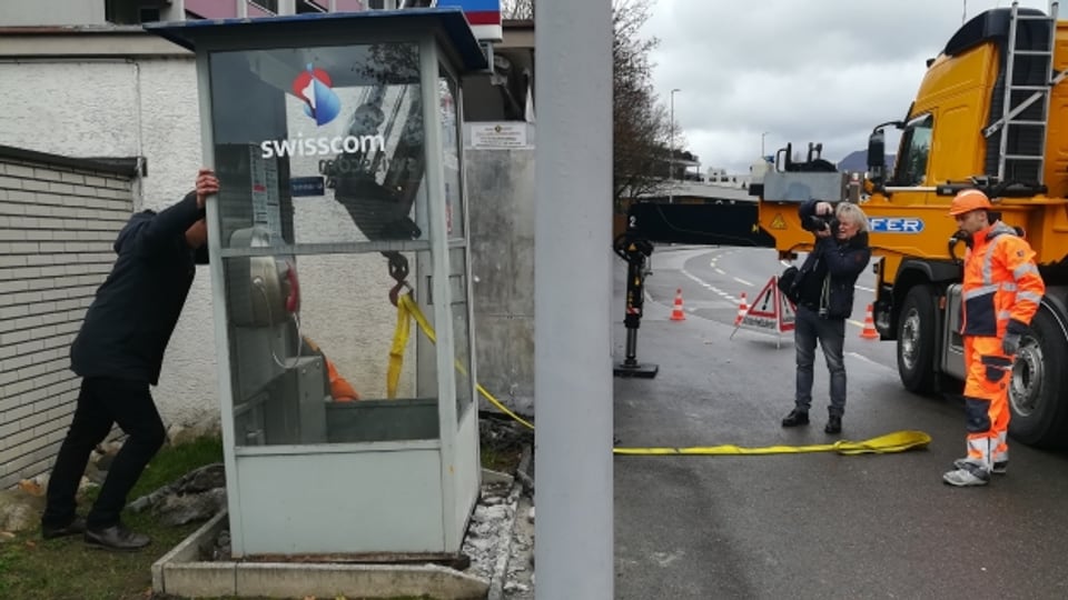 Baden Die letzte Telefonkabine der Schweiz ist abgebaut