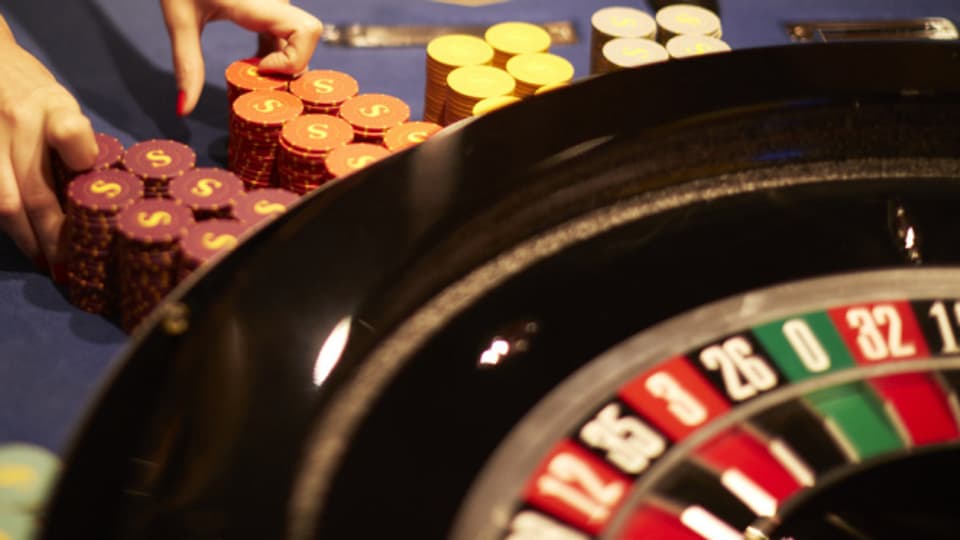 Beim Glücksspiel-Prozess geht es um mehrere Millionen Franken.