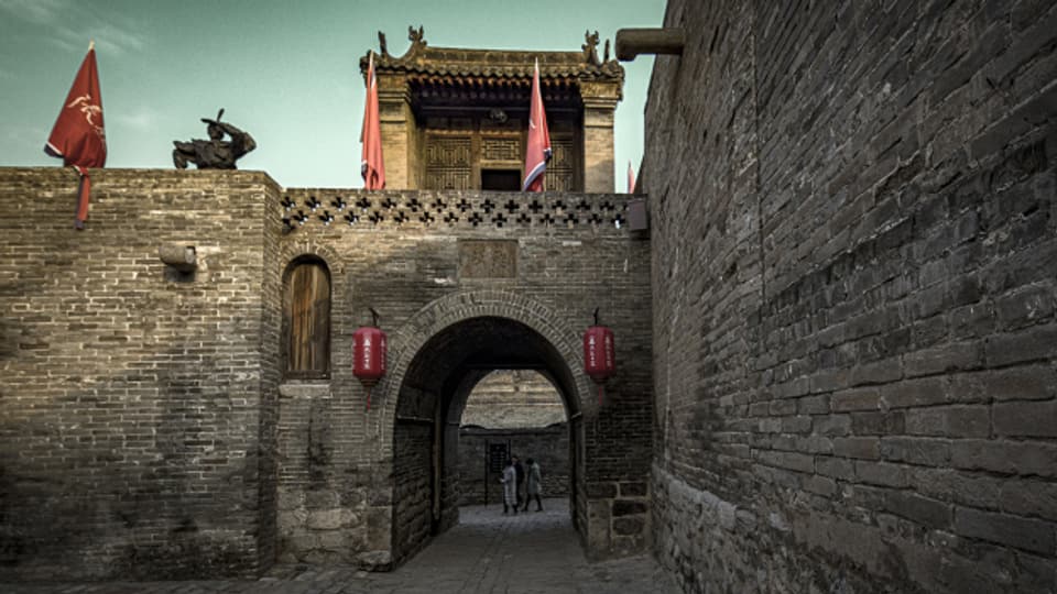 Chinesische Touristen sollen über die Habsburg lernen, die Habsburg soll bekannter werden, das chinesische Schloss wiederum zeigt das Mittelalterkochbuch aus dem Aargau.