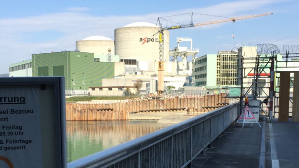 Das Kernkraftwerk Beznau würde ein extremes Hochwasser überstehen. Die Aufsichtsbehörde Ensi will aber noch ausgefeiltere Schutzkonzepte.