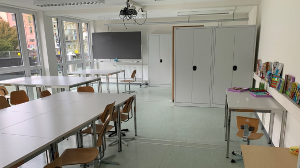 Das Zimmer im Schulhaus Tannegg in Baden ist bereit für die Kinder aus der Ukraine.