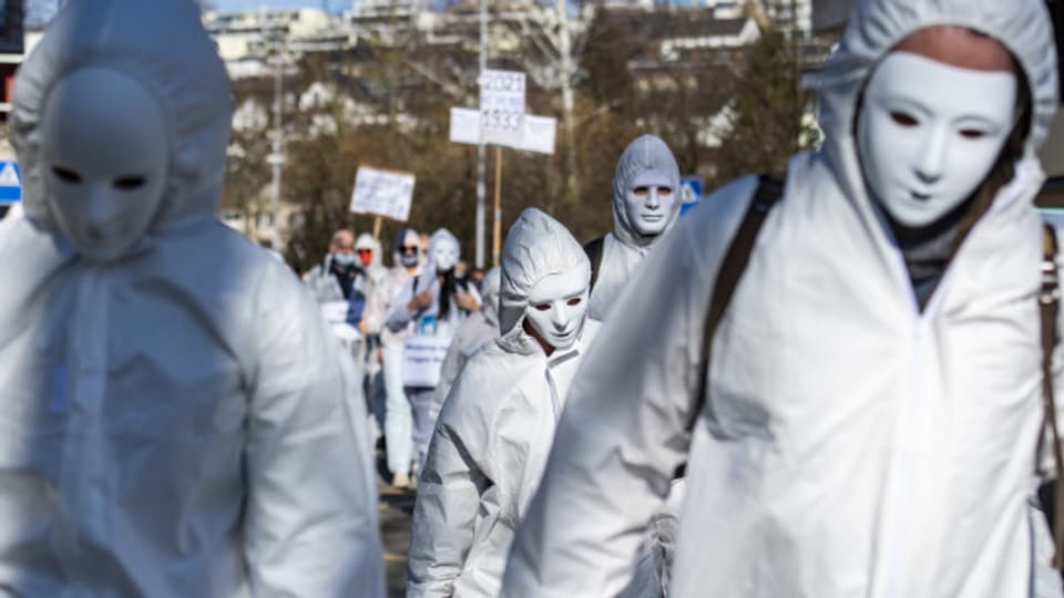 In Wohlen protestierten im Februar 2021 an einer bewilligten Kundgebung rund 2000 Personen gegen die Corona-Massnahmen.