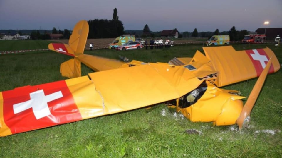 Der Doppeldecker Bücker Bü-131B Jungmann wurde von der Armee beschafft und ging später in Privatbesitz über.