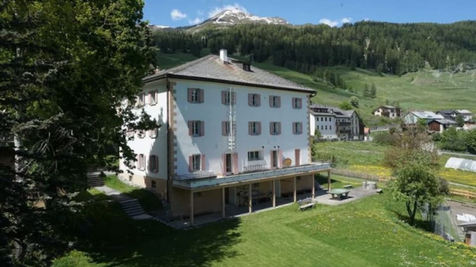 Seit über 60 Jahren hat die Gemeinde Wettingen in Ftan ein Haus für Ski- und Klassenlager, nun wird es wohl bald verkauft.