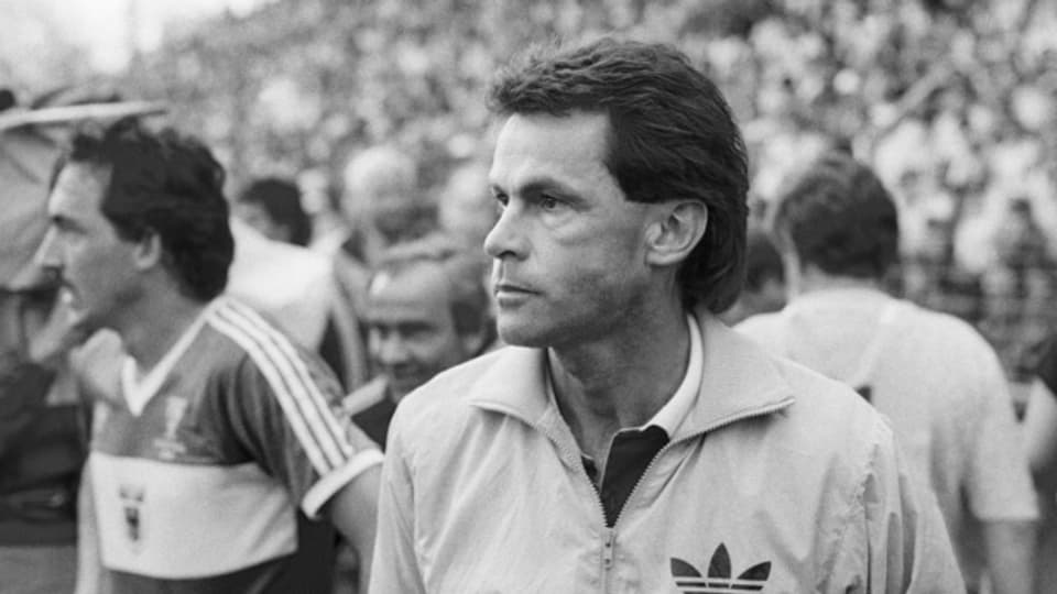 Ottmar Hitzfeld als Trainer des FC Aarau 1985.