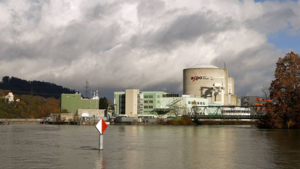 Der Stromkonzern Axpo prüft, wie es möglich sein könnte, die Reaktoren in Beznau über 2030 hinaus zu betreiben.