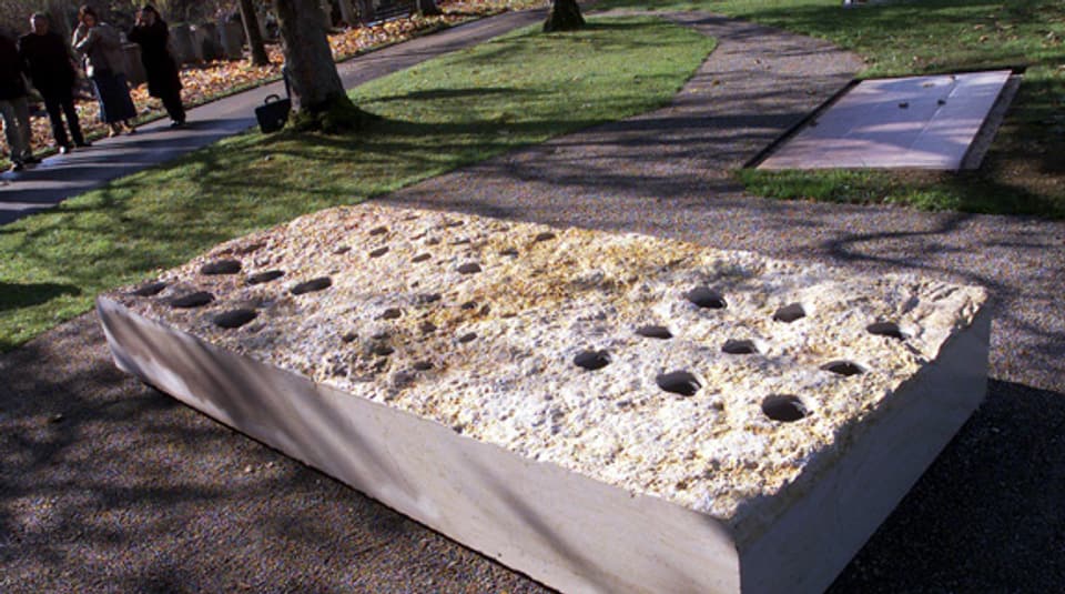Urnenthemengräber sollen individueller gestaltet werden können als dieses Gemeinschaftsgrab auf dem Bremgartenfriedhof.