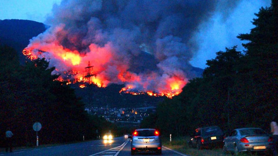 Vor zehn Jahren stand der Wald ob Leuk in Flammen.