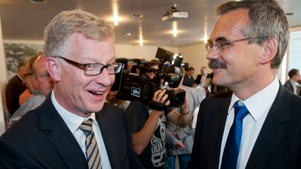 Jean-Pierre Siggen und Jean-François Steiert nach dem ersten Wahltag Mitte September.