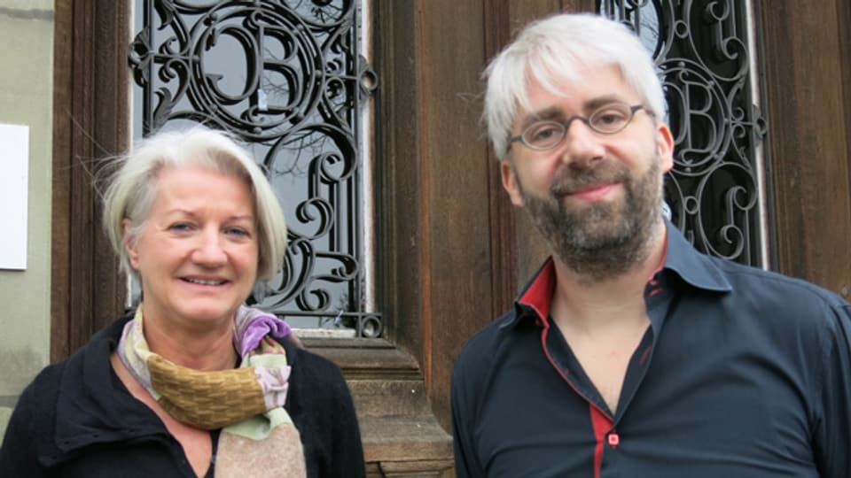 Stiftungsratspräsident Matthias Kuhn und Susanne Ammann vom Progr