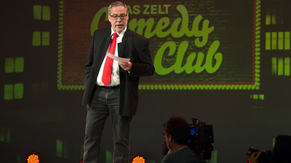 Stadtpräsident Alexander Tschäppät bei seinem Comedy-Auftritt.
