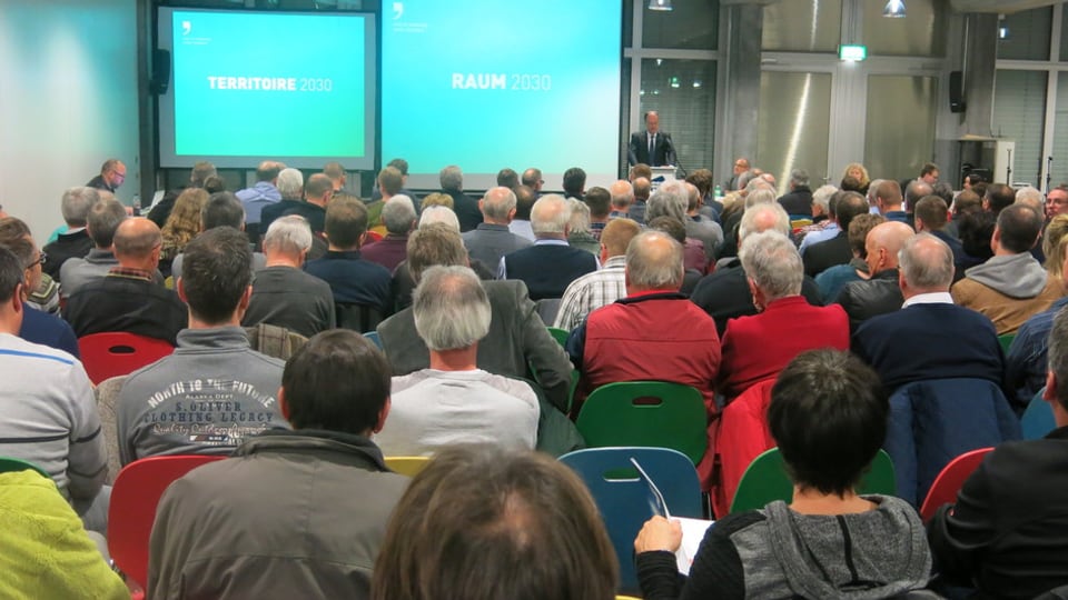 Gemeindevertreter, Landwirte oder Grossräte nahmen an einer Informationsveranstaltung in Murten teil.