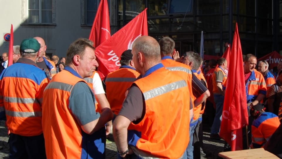 Bieler Stadtangestellte und ihre Gewerkschaften wehren sich gegen Leistungs- und Stellenabbau.