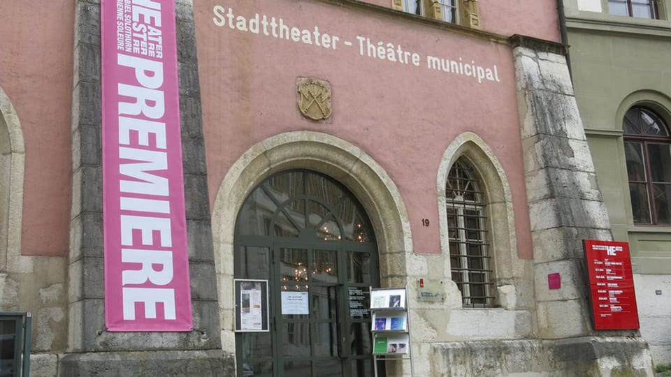 Das Theater Orchester Biel Solothurn - im Bild das Stadttheater - sucht neue Geldquellen.