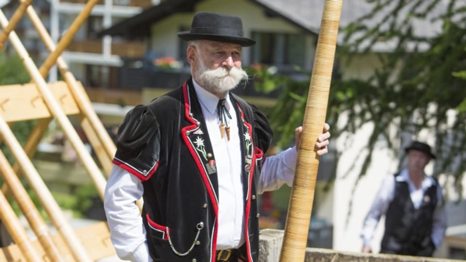 In Saas Fee wurden Schweizer Traditionen aufwändig gepflegt.