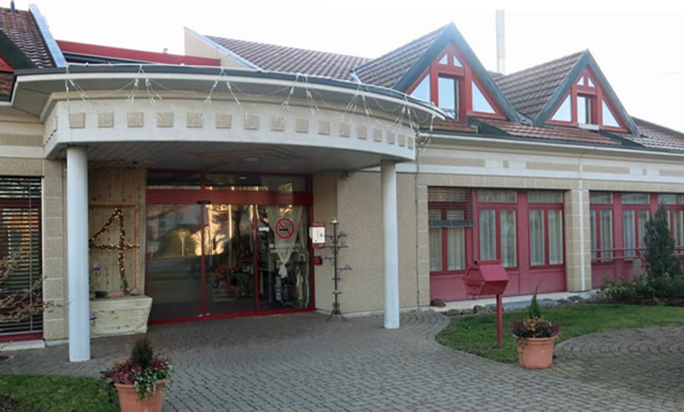 Das Behindertenheim «Haus Linde» im freiburgischen Tentlingen bietet gemeinnützige Arbeit an.