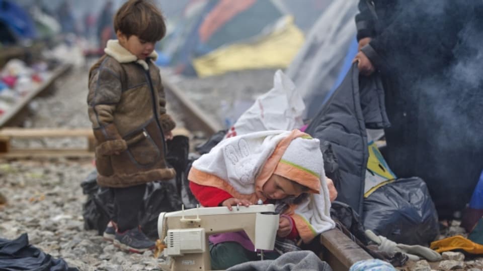 Fluchterlebnisse müssen in der Schweiz therapiert werden: Flüchtlinge in Griechenland.