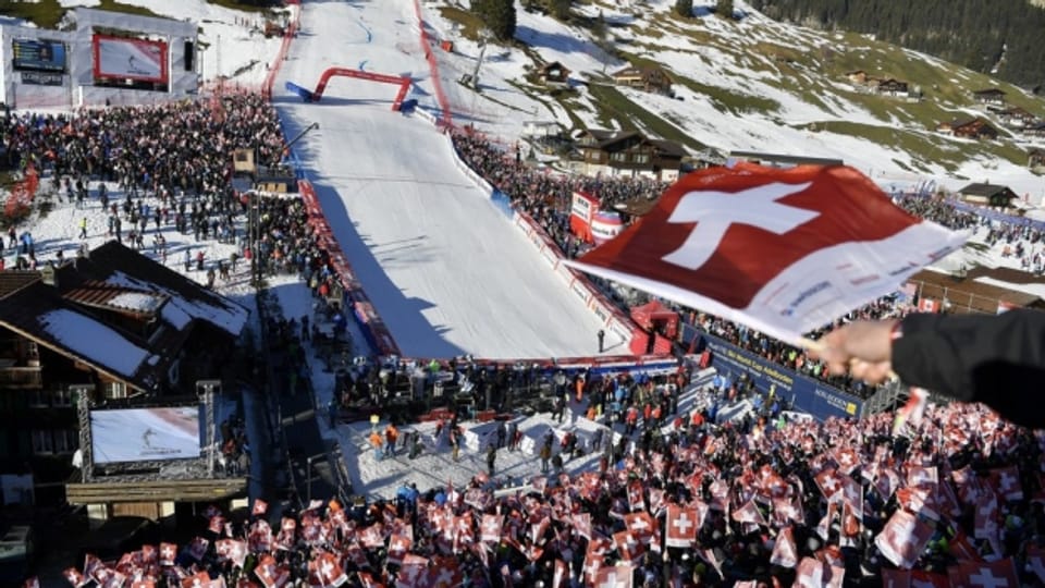 Zahlreiche Fans und herrliches Wetter am Weltcup 2018 Adelboden.
