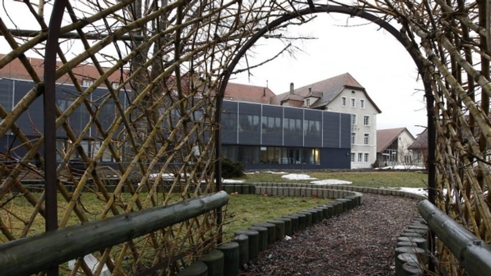 Im ehemaligen Jugendheim in Prêles soll ein Asyl-Rückkehrzentrum entstehen.