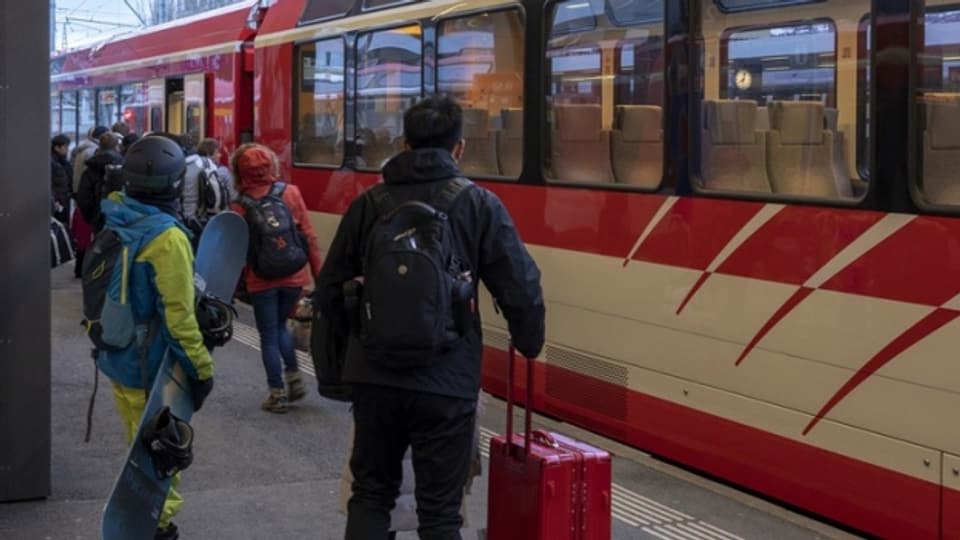 Reisende müssen vermehrt auf Busse umsteigen.