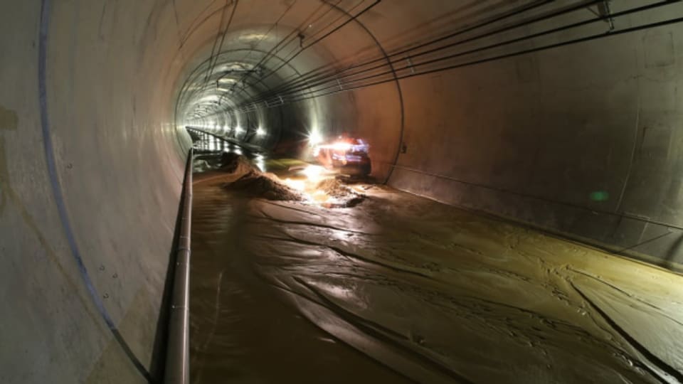 Seit Februar 2020 wird der Lötschberg-Basistunnel immer wieder überschwemmt