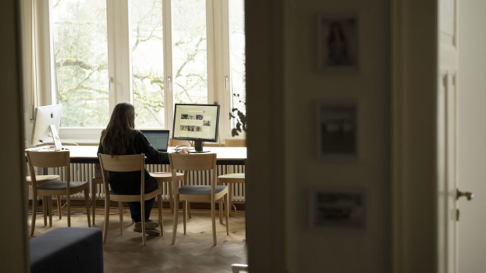 Arbeit daheim oder im Büro - die Berner Kantonsangestellten können künftig mitbestimmen