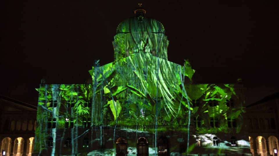 An den letzten Donnerstagen war der Bundesplatz immer abgeriegelt - diese Woche soll dort die Lichtshow «Rendez-Vous Bundesplatz» gezeigt werden