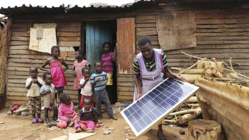 Solaranlagen können gerade in Afrika helfen, Stromlücken zu überbrücken